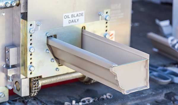 seamless-gutters-805-gutters